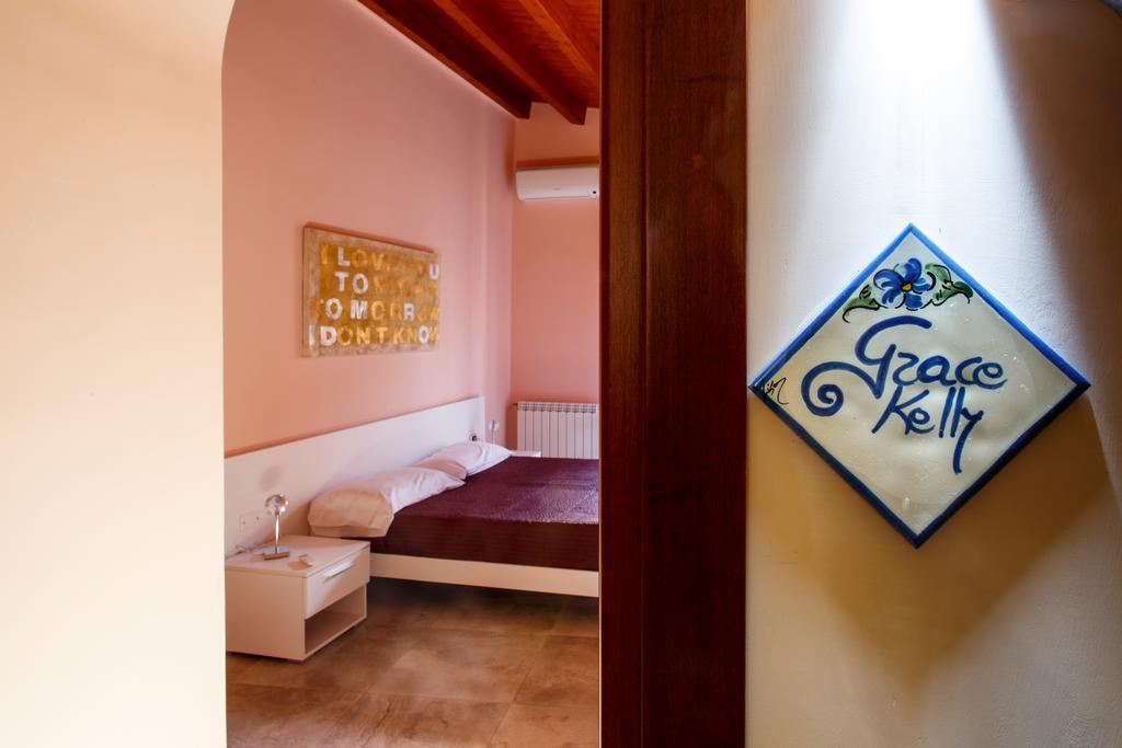 Four Rooms Agrigento Pokoj fotografie